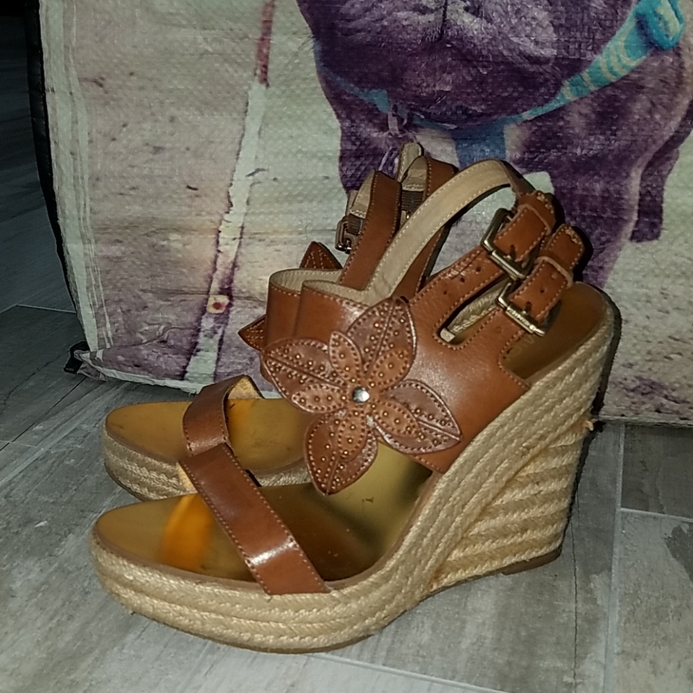 🧡Michael Kors Wedges❣️